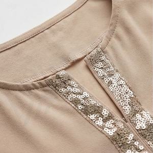 ชุดกิโมโนแบบ OEM ปี 2025 เสื้อคลุมอาบายะ ผ้าโพลีเอสเตอร์เนื้อนุ่ม ยืดหยุ่นสูง หนาขึ้น สำหรับผู้หญิงมุสลิม คอวี แขนยาว เหมาะสำหรับงานปาร์ตี้ รอมฎอน งานแต่งงาน - Product Image 4