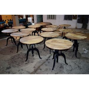 Mesa de Comedor Industrial Ajustable de Hierro Fundido, Mecanismo de Elevación Manual de Metal Resistente, Tablero de Madera Convertible y Plegable para el Hogar - Product Image 5