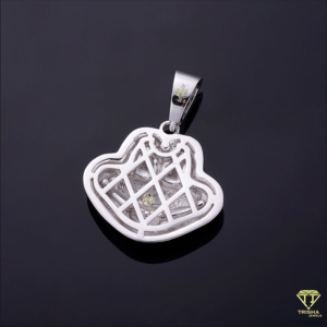 จี้รูปกบการ์ตูนน่ารักพร้อมรายละเอียดเคลือบด้วยมือและหินเพชร VVS Moissanite - Product Image 5