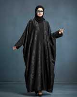 Nouvelle Collection Abaya Basique d'Hiver pour Femmes en Tissu Polyester Scintillant, Coupe Chauve-souris, Style Décontracté, Pailleté, Idéal pour l'Aïd, Longueur au Sol