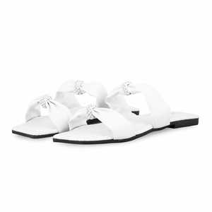 Pantoufles décontractées blanches pour femmes CL1918 Fashion Fur pour pantoufles - Product Image 3