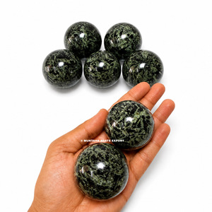 Esfera de Cristal de Turmalina Verde Feng Shui Curativa Hecha a Mano con Ágata Muntaha de Alta Calidad, Artículo Coleccionable para el Hogar - Product Image 3