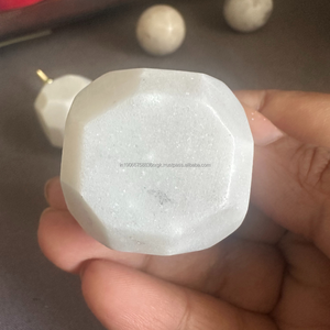 Poignées de meuble en marbre AG Elements |   Design minimaliste cylindrique à coupe diamantée, écologique, durable, antirouille, pour tiroir ou armoire - Product Image 4