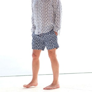 กางเกงว่ายน้ำผู้ชายทรงลำลองแบบสวมใส่สบาย สีรุ้ง ผลิตจากไนลอนโพลีเอไมด์ 100% แห้งเร็ว มีกระเป๋าข้าง เอวยางยืดระดับกลาง - Product Image 2