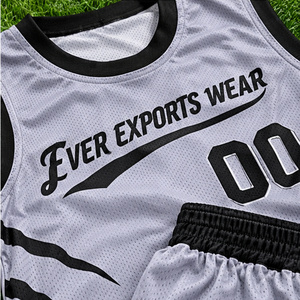 Ensemble de maillot et short de basketball personnalisé gris et noir à rayures, sublimation, design classique, impression personnalisée, vêtements de sport d'équipe - Product Image 3