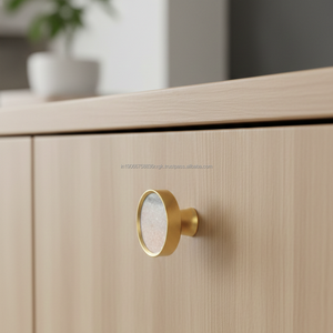 ลูกบิดหินอ่อนสไตล์มินิมอล ขอบสีทอง ผิวด้าน ขนาด 5.75 ซม. ทนทาน เป็นมิตรกับสิ่งแวดล้อม เหมาะสำหรับห้องน้ำ บ้าน บาร์ ห้องครัว ห้องนอน ห้องนั่งเล่น ตู้เก็บของ - Product Image 5