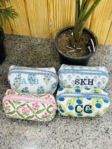 High Quality Floral Cotton Quilted Portable Toiletry Pouches Bridesmaid Gifts Proposal Cosmetic Bag Women Large Capacity - Product Image 6
