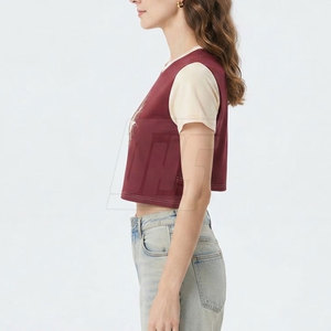 T-shirts courts tendance pour femmes, matière extensible confortable, idéale pour les activités de plein air et les tenues décontractées au quotidien - Product Image 3