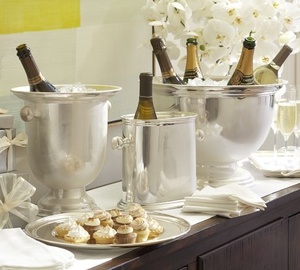 Golden beverage tub hotel <b>serving</b> bucket tabletop wine cooler luxury bar decor elegant ice container beer chilling bucket brass - Product Image 3