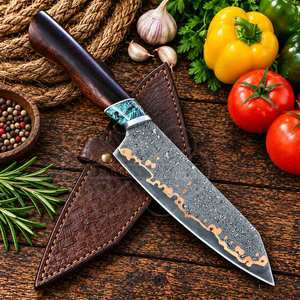 Cuchillo de Chef Profesional de Acero Damasco y Cobre Forjado a Mano, Hoja Hecha a Mano de Lujo, Mango Personalizado, Acabado de Alto Brillo, Ambidiestro - Product Image 4