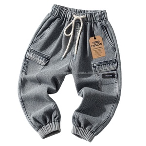 Joggers élégants en denim conçus sur mesure pour femmes, décorations de logo de poche cargo, vêtements de sport OEM directs XS-XXXL, streetwear toutes saisons - Product Image 3