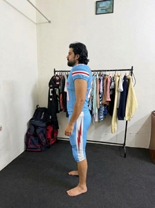Ensemble d'uniformes de football américain bleu clair personnalisés, maillot de football rétro avec inscription et pantalon rembourré - Product Image 3