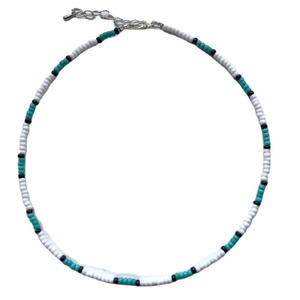 Collar de cuentas de estilo surf moderno, hecho a mano, con piedra de nacimiento de alejandrita - Product Image 1