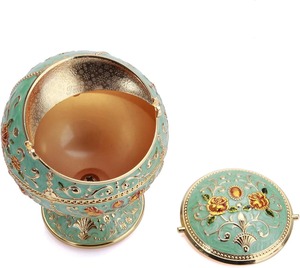 Vintage Ceramic Round Desktop <b>Ashtray</b> with Floral Design for Home Use - Product Image 5