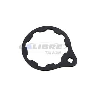 Llave de vaso para tapa de refrigerante TAIWAN CALIBRE S45C negra de 3/8 pulg. con 8 estrías para motores Audi de gasolina e híbridos de 2.0L-4.0L - Product Image 1