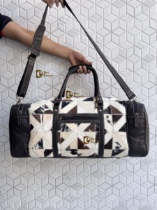 Sacs de voyage en cuir de vachette de haute qualité, sacs uniques conçus par des artisans, sacs de voyage unisexes, sacs de voyage multi-usages, sacs de voyage de grande taille - Product Image 4