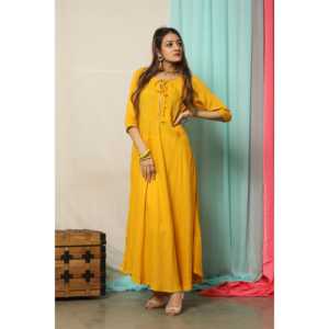 Vestido hecho a mano con diseño de Gotta en amarillo cúrcuma, cuello en V, estilo cruzado y lazo, talla XS con cintura natural. - Product Image 6