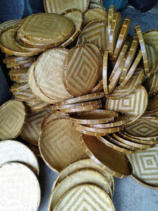 ตะกร้าหวายสานมือแบบวินเทจอเนกประสงค์ ราคาประหยัด เป็นมิตรกับสิ่งแวดล้อม พร้อมหูหิ้วสะดวกสบายสำหรับห้องนอน - Product Image 4