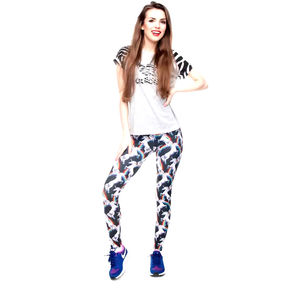 Leggings pour femmes, conçus pour un confort optimal, offrant une élasticité et une coupe fluide pour une utilisation quotidienne. - Product Image 3