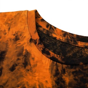 Camiseta Personalizada con Estampado de Cara Sonriente en Tie Dye Naranja y Negro, Camiseta de Algodón para Hombre, Estilo Urbano, Diseño Grunge, Fabricación OEM, Venta al Por Mayor - Product Image 4