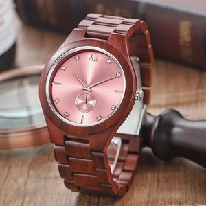 Reloj de Madera con Cuarzo y Acabado Dorado Antiguo, con Esfera de Cristal con Escala Mixta, para Bodas y Navidad - Product Image 1