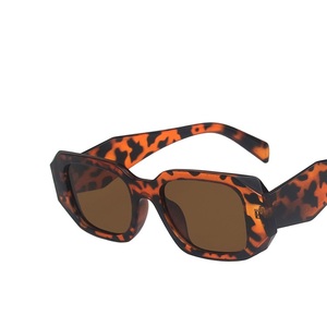 Personalized Rectangular Sunglasses Outdoor Fashion Sun Protection Women's Sunglasses Retro Style - Product Image 4