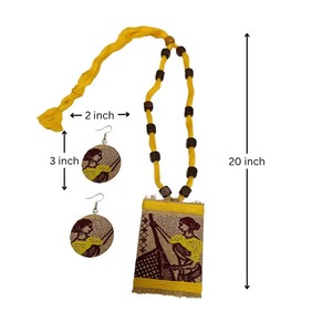 Conjunto de collar de seda Muga amarilla, el más vendido, con colgante de motivo artesanal, joyería étnica hecha a mano para mujer, disponible para la venta. - Product Image 2