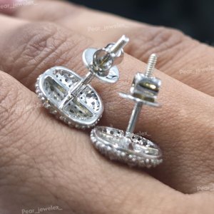 Pendientes de botón redondos de plata de ley 925 con moissanita y diamantes, engaste hecho a mano, estilo hip hop, lujo y brillo para hombre - Product Image 2