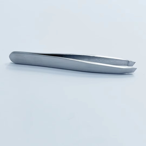 Pinzas para Cejas de Acero Inoxidable Personalizadas, Precio de Fábrica Directo, Punta Puntiaguda de Precisión, Ligeras, Ecológicas y Reutilizables - Product Image 4