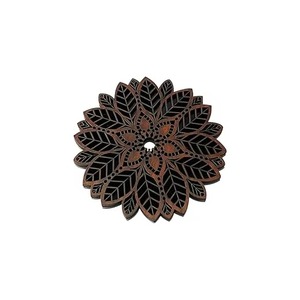 Posavasos de madera con forma floral para añadir un toque estético y decorativo a la mesa de oficina, hechos a mano en India. - Product Image 4