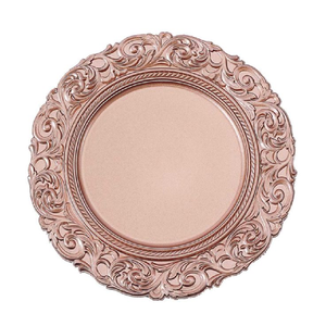 Magnífico plato antiguo de oro rosa con un borde de hojas en relieve profundo de estilo barroco real. Disponible al por mayor. - Product Image 1