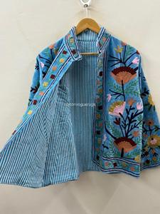 Veste en coton brodée à la main avec des motifs floraux, col mandarin, manches longues, style chinois, manteau décontracté pour femmes, vêtements d'extérieur d'automne - Product Image 3