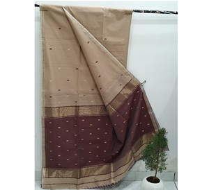 Sari Maheshwari Buti à Petites Bordures Diamantées, Traditionnel, Tissé à la Main, en Coton et Soie, pour Fêtes, Élégant, de Créateur Indien - Product Image 4