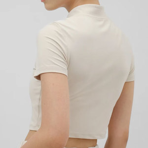 Camiseta de compresión para mujer, corte ajustado, media cremallera, cuello alto, largo recortado, precio bajo, alta elasticidad, poliéster/spandex - Product Image 2