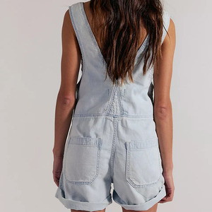 Combinaison décontractée d'été personnalisée pour femme, salopette courte en jean délavé, sans manches, taille mi-haute, coupe régulière, en coton respirant - Product Image 2