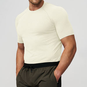 T-shirt de sport pour homme, noir, manches longues, col rond, coupe ajustée, séchage rapide, léger, tricoté, compression, couleur unie, polyester, athlétique - Product Image 4