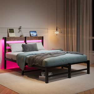 Struttura letto matrimoniale in metallo con testiera in legno, luci RGB e ripiano portaoggetti con caricatore - Stile rustico - Non richiede rete a molle - Product Image 1