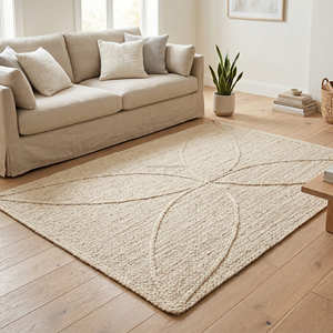 Tapis d'intérieur réversible texturé ivoire avec motif feuille pour chambre scandinave - Product Image 1