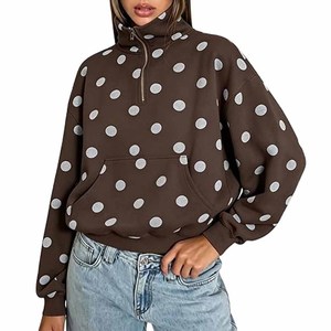 Sudadera con Capucha Extra Grande para Mujer, Color Chocolate, con Puntos Blancos, Personalizada, de Algodón y Felpa, Estilo Casual y Preppy - Product Image 6