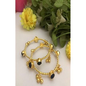 Bracelets ouvrables en laiton plaqué or de qualité supérieure, sertis de zirconiums cubiques, style cachemire, pour femmes et jeunes filles, idéaux pour les mariages. - Product Image 2