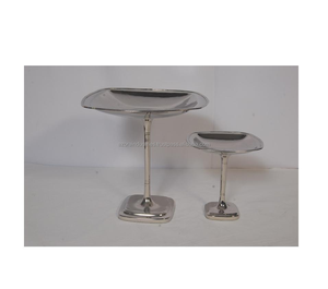 Azora Industries Support à gâteau en métal avec finition brillante plaquée or Idéal pour les anniversaires de mariage - Product Image 1