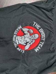 Pantalones Cortos de MMA Personalizados Royal Kimono, Precio Económico al por Mayor, Pantalones Cortos de BJJ de Primera Calidad, Tela Ligera de 180 g, Duraderos y Transpirables, 100% - Product Image 3