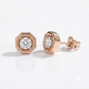 Boucles d'oreilles classiques en or rose 14K 18K avec diamants de laboratoire DEF taille brillant rond VS1 et boucles d'oreilles hexagonales géométriques en diamant - Product Image 4