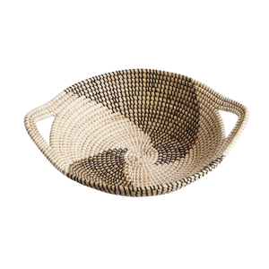 Plateau artisanal en jonc de mer de qualité supérieure, solution de rangement écologique pour comptoir de cuisine et présentoir de salon - Product Image 1