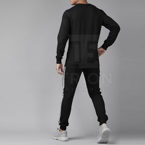 Chándal elegante y ajustado para hombre, para uso en exteriores, hecho en Pakistán, chándal para hombre en venta en línea - Product Image 3