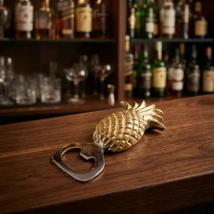 Abridor de Botellas con Forma de Piña, Hecho a Mano, Decorativo, de Metal, Diseño de Fruta Tropical, Herramienta de Bar, Accesorio de Cocina - Product Image 4