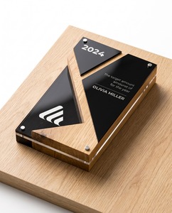 Trofeo de Acrílico y Madera Personalizado con Logotipo Grabado, Placa de Cristal para Eventos y Premios - Product Image 5