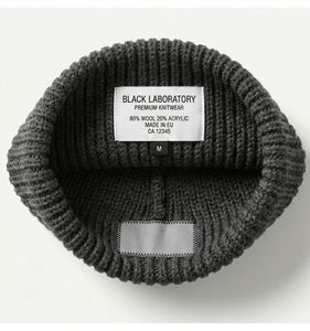 Casquette Beanie Unisexe Solide et Élégante pour Hommes et Femmes, avec Matière Douce et Chaude pour les Aventures en Plein Air et les Tenues Décontractées 58-60cm - Product Image 2