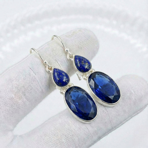 Boucles d'oreilles pendantes pour femmes en argent sterling 925 massif, faites à la main, avec plusieurs pierres précieuses, saphir bleu et lapis-lazuli, serti clos - Product Image 1