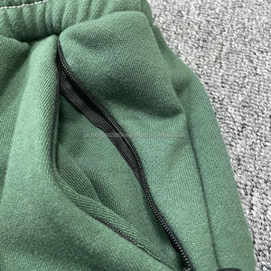 Shorts de sport pour homme personnalisés, couleur unie, marque privée, pour la salle de sport, la course à pied, avec fermeture à cordon de serrage, style streetwear, séchage rapide - Product Image 4